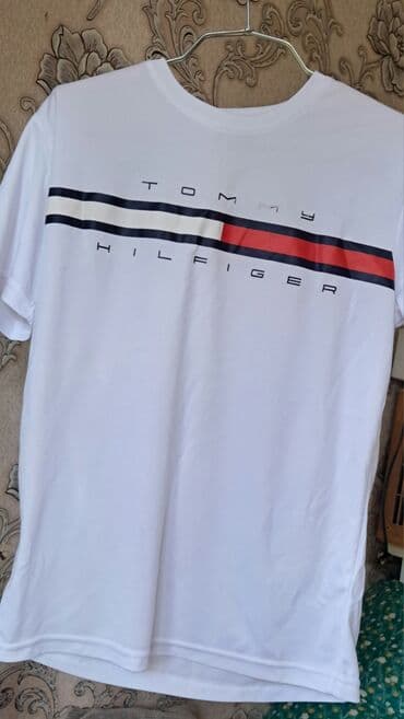 Futbolka, Tommy Hilfiger, M, rəng - Ağ lalafo.az -da Futbolka, Tommy Hilfiger, M, rəng - Ağ