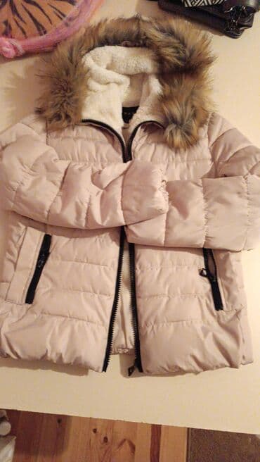 Uşaq üçün qış gödəkçəsi - Rəng: açıq bej/şampan - Model: kapüşonlu lalafo.az -da Uşaq üçün qış gödəkçəsi - Rəng: açıq bej/şampan - Model: kapüşonlu