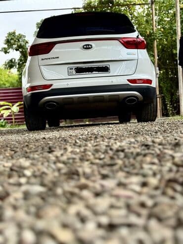 Kia Sportage – ağ rəngli, Eco Dynamics paketli, şəhər və uzun yol üçün lalafo.az -da Kia Sportage – ağ rəngli, Eco Dynamics paketli, şəhər və uzun yol üçün