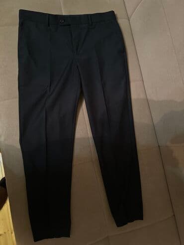 Rəngi - Qara Polkalssik Size-50 yazılsada slim fit olduğuna görə daha lalafo.az -da Rəngi - Qara Polkalssik Size-50 yazılsada slim fit olduğuna görə daha