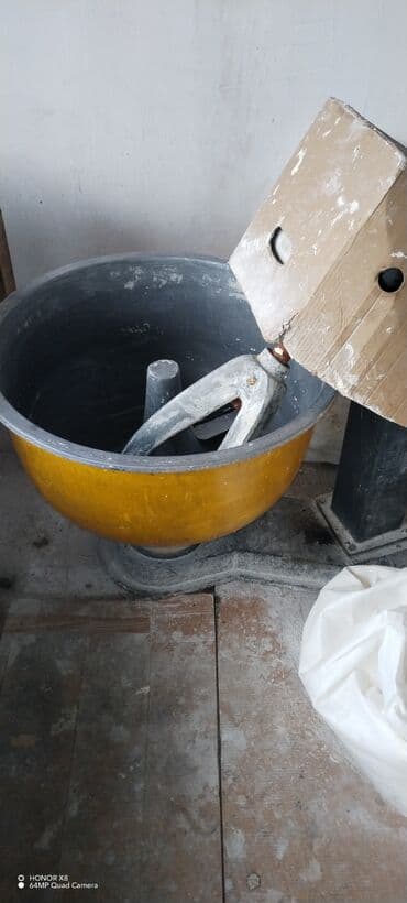 Аппараты для сахарной ваты: Sənaye tipli xəmirtökən/qarışdırıcı aparat - Mexaniki ötürücülü at lalafo.az — 2 Аппараты для сахарной ваты: Sənaye tipli xəmirtökən/qarışdırıcı aparat - Mexaniki ötürücülü — 2