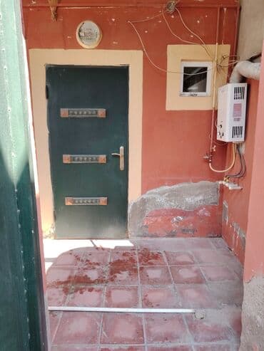 1 otaqlı həyət evi - Girişdə kiçik dam örtüklü həyət/eyvan, kafel lalafo.az -da 1 otaqlı həyət evi - Girişdə kiçik dam örtüklü həyət/eyvan, kafel