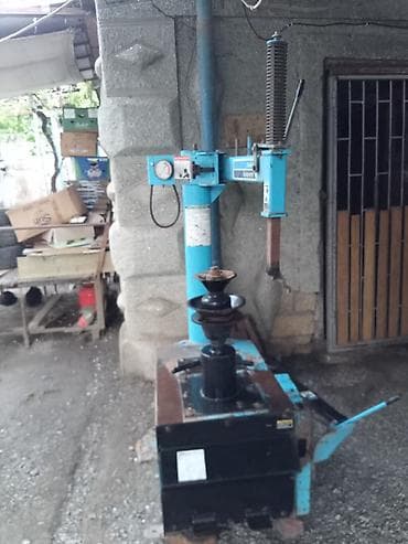Zavod COATS Dealer Equipment təkər sökən aparat satılır. İşlək lalafo.az -da Zavod COATS Dealer Equipment təkər sökən aparat satılır. İşlək