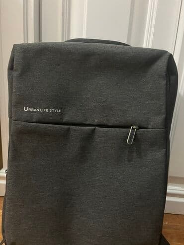 Noutbuk bölməsi olan bu qara rəngli bel çantası gündəlik istifadə üçün lalafo.az -da Noutbuk bölməsi olan bu qara rəngli bel çantası gündəlik istifadə üçün