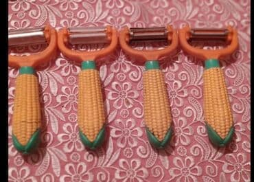 Dörd ədəd, qarğıdalı formasında dizayn edilmiş tərəvəz soyacağı lalafo.az -da Dörd ədəd, qarğıdalı formasında dizayn edilmiş tərəvəz soyacağı