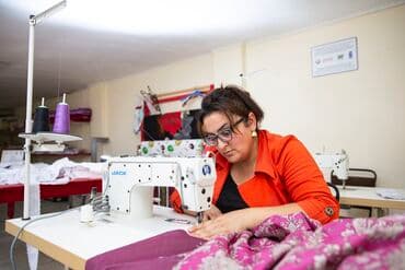 Kostyum mağazasına dərzi tələb olunur Mağazada kostyumların həm satışı lalafo.az -da Kostyum mağazasına dərzi tələb olunur Mağazada kostyumların həm satışı