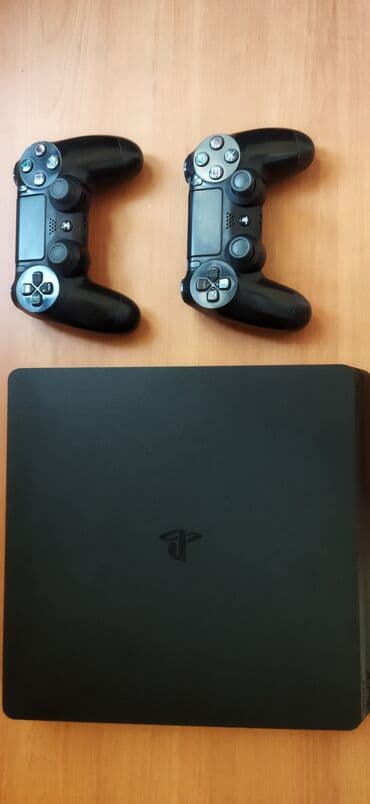 PS4 slim ideal vəziyyətdə az işdəlinib problemsiz 500 gb yaddaş və 2 lalafo.az -da PS4 slim ideal vəziyyətdə az işdəlinib problemsiz 500 gb yaddaş və 2
