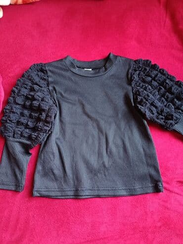 Qız uşağı üçün qara bluz - Model: qollu bluz/top - Rəng: qara - Ölçü lalafo.az -da Qız uşağı üçün qara bluz - Model: qollu bluz/top - Rəng: qara - Ölçü