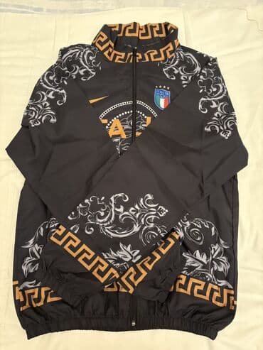 Geyinilməyib təp təzə razmeri balaca olfuğuna görə satılır real lalafo.az -da Geyinilməyib təp təzə razmeri balaca olfuğuna görə satılır real