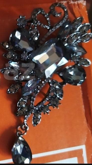 Türkiyənin Təzə Gozəl Böyük Broş, görünüşü möhtəşəmdir, ƏLAQƏ NÖMRƏM lalafo.az -da Türkiyənin Təzə Gozəl Böyük Broş, görünüşü möhtəşəmdir, ƏLAQƏ NÖMRƏM