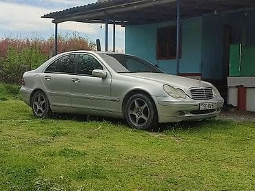 Mercedes-Benz C 200: 2 l | 2000 il Sedan lalafo.az -da Mercedes-Benz C 200: 2 l | 2000 il Sedan