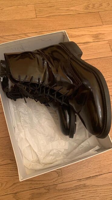 Ölçü: 38, rəng - Qara, İşlənmiş lalafo.az -da Ölçü: 38, rəng - Qara, İşlənmiş