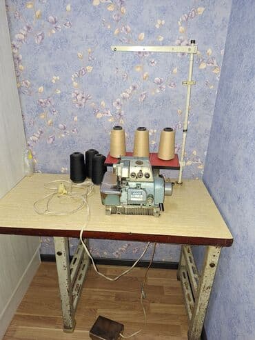 Tikiş maşını İşlənmiş,Overlok, 3 saplı, Ünvandan götürmə lalafo.az -da Tikiş maşını İşlənmiş,Overlok, 3 saplı, Ünvandan götürmə