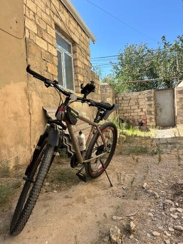 Dağ/şosse üçün universal velosiped Xüsusiyyətlər: - Yüngül lalafo.az -da Dağ/şosse üçün universal velosiped Xüsusiyyətlər: - Yüngül