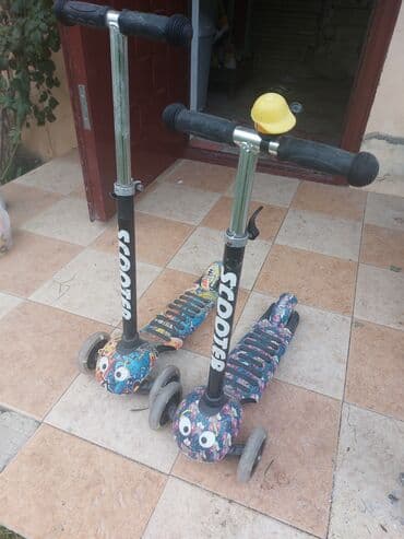 Uşaq skuterləri – 2 ədəd - 3 təkərli model: ön tərəfdə iki iri lalafo.az -da Uşaq skuterləri – 2 ədəd - 3 təkərli model: ön tərəfdə iki iri