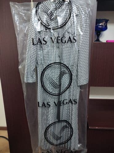 Las Vegasdan 125 manata alınıb, sadəcə bir dəfə geyinilib. Demək olar lalafo.az -da Las Vegasdan 125 manata alınıb, sadəcə bir dəfə geyinilib. Demək olar