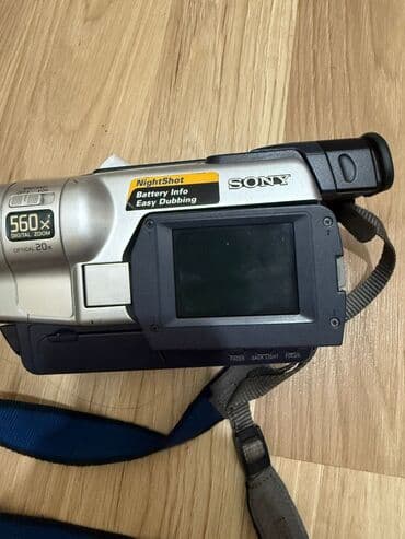 Kasetdi kamera ideal vəziyətdə Sony rəqəmsal video kamera (Handycam) lalafo.az -da Kasetdi kamera ideal vəziyətdə Sony rəqəmsal video kamera (Handycam)