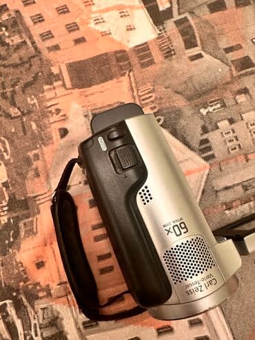 Sony kamera ideal veziyyetde lalafo.az -da Sony kamera ideal veziyyetde