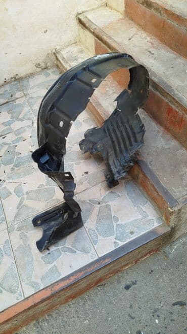 Подкрылки, локеры: Левый передний, Mercedes-Benz 210 at lalafo.az — 1 Подкрылки, локеры: Левый передний, Mercedes-Benz 210 — 1