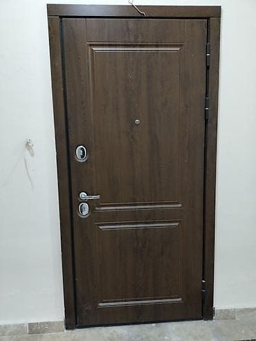 Dəmir giriş qapısı – taxta teksturalı qəhvəyi dekorlu. Xüsusiyyətlər lalafo.az -da Dəmir giriş qapısı – taxta teksturalı qəhvəyi dekorlu. Xüsusiyyətlər