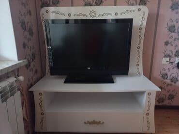 Düz TV altlığı, Polkalı lalafo.az -da Düz TV altlığı, Polkalı