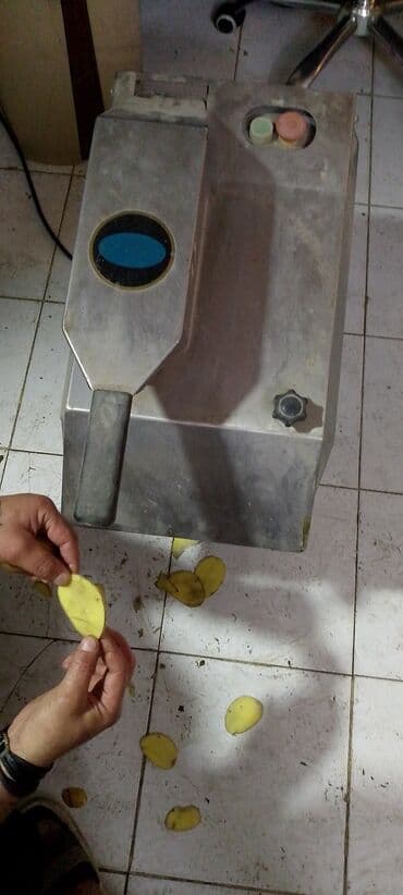 Sənaye tipli tərəvəz-kartof dilimləyən aparat - Paslanmayan metal lalafo.az -da Sənaye tipli tərəvəz-kartof dilimləyən aparat - Paslanmayan metal