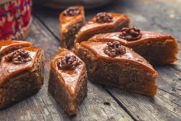 Şirniyyat sifarişi qəbul olunur. Qiymət say və ölçü razılaşma ilədir lalafo.az -da Şirniyyat sifarişi qəbul olunur. Qiymət say və ölçü razılaşma ilədir