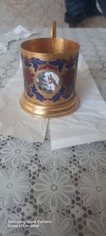 Fincanlar, rəng - Qızılı, Metal, 1 əd, SSRİ lalafo.az -da Fincanlar, rəng - Qızılı, Metal, 1 əd, SSRİ