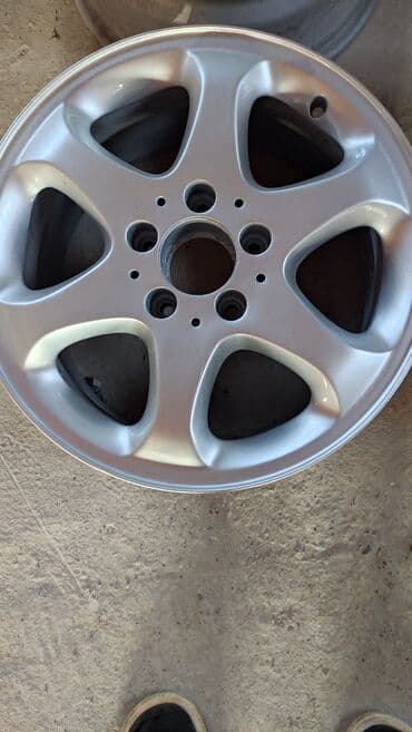 Məhsul: Avtomobil üçün yüngül lehimli disklər (4 ədəd set) - lalafo.az -da Məhsul: Avtomobil üçün yüngül lehimli disklər (4 ədəd set) -