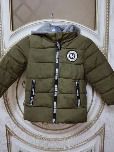 Kurtka 5 yaş kapişonu zamokladır cıxartmaq olur lalafo.az -da Kurtka 5 yaş kapişonu zamokladır cıxartmaq olur