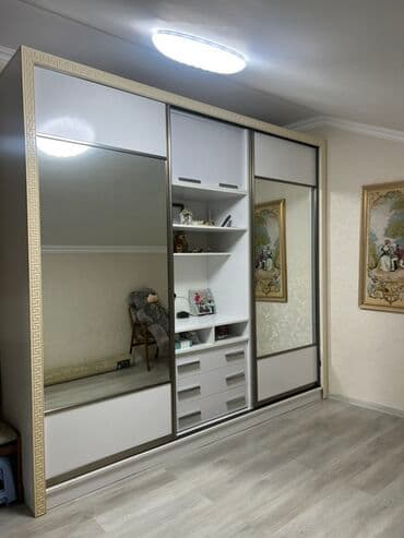 İşlənmiş, Kupe, 3 qapılı Düz dolab, Qarderob, paltar dolabı, Azərbaycan lalafo.az -da İşlənmiş, Kupe, 3 qapılı Düz dolab, Qarderob, paltar dolabı, Azərbaycan