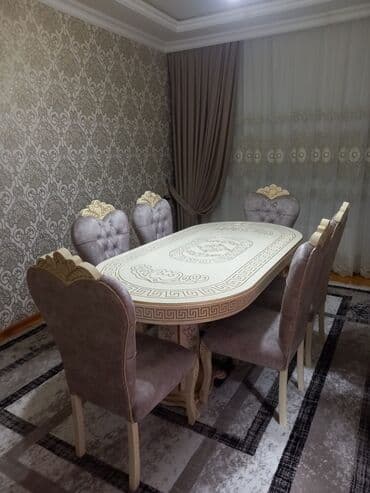 Qonaq otağı üçün, İşlənmiş, Kvadrat masa, 6 stul lalafo.az -da Qonaq otağı üçün, İşlənmiş, Kvadrat masa, 6 stul