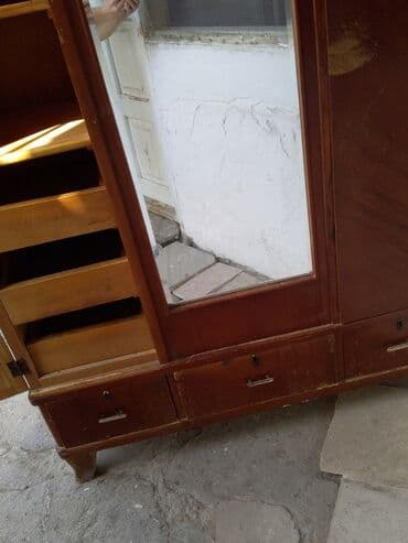 Açılan, 2 qapılı Şifonyer lalafo.az -da Açılan, 2 qapılı Şifonyer