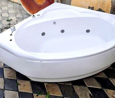 Künc tipli hidromassaj vannası - Forma: üçbucaq/künc yerləşdirmə lalafo.az -da Künc tipli hidromassaj vannası - Forma: üçbucaq/künc yerləşdirmə