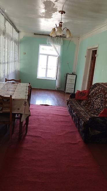 Kənd evi – geniş həyət daxili planı ilə kirayəlik/qatarlanma üçün lalafo.az -da Kənd evi – geniş həyət daxili planı ilə kirayəlik/qatarlanma üçün