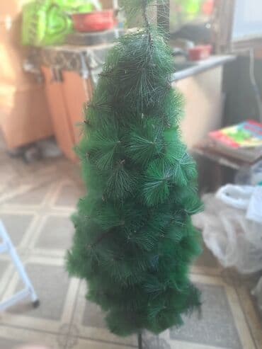 Yolka/şam ağacının hündürlüyü 115 sm-dir. Kanadanındır. Ayağı dəmir lalafo.az -da Yolka/şam ağacının hündürlüyü 115 sm-dir. Kanadanındır. Ayağı dəmir