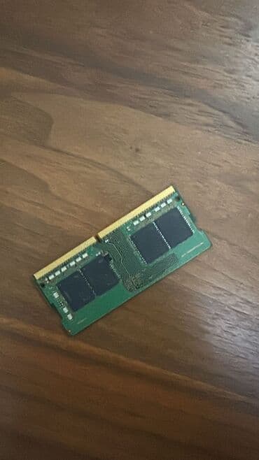 Operativ yaddaş (RAM) 8 GB, 3200 Mhz, DDR4, Noutbuk üçün, İşlənmiş lalafo.az -da Operativ yaddaş (RAM) 8 GB, 3200 Mhz, DDR4, Noutbuk üçün, İşlənmiş