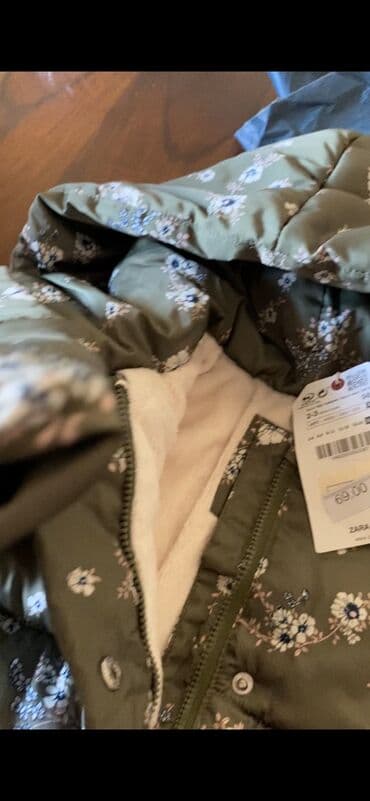 2 ve3 yaşli qiz uşagi ücün kurtka.yenidi zara markasi.keyfiyetli lalafo.az -da 2 ve3 yaşli qiz uşagi ücün kurtka.yenidi zara markasi.keyfiyetli