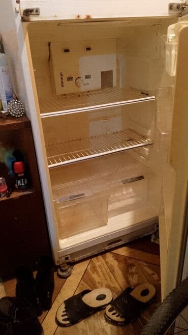 Маслобойки: Б/у 2 двери Холодильник Продажа, цвет - Белый, С колесиками at lalafo.az — 1 Маслобойки: Б/у 2 двери Холодильник Продажа, цвет - Белый, С колесиками — 1