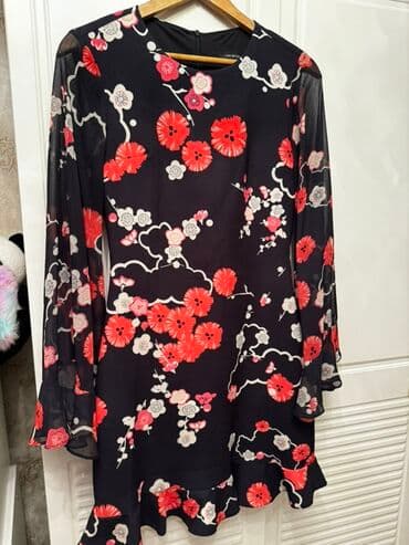 Qara fonlu çiçək naxışlı şifon don - Rəng və naxış: Qara əsas lalafo.az -da Qara fonlu çiçək naxışlı şifon don - Rəng və naxış: Qara əsas