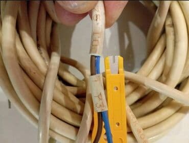 Потолок: Kabel kəsən qayçı/rezak 3 ədədi 1 manat Ünvan: Razin, Bakıxanov qes at lalafo.az — 1 Потолок: Kabel kəsən qayçı/rezak 3 ədədi 1 manat Ünvan: Razin, Bakıxanov qes — 1