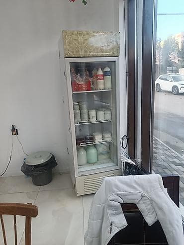 Şüşə qapılı vitrin soyuducu - Tip: ticarət/vitrin soyuducusu, şaquli at lalafo.az Şüşə qapılı vitrin soyuducu - Tip: ticarət/vitrin soyuducusu, şaquli