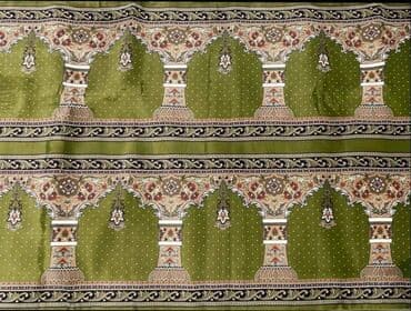 Yaşıl tonlarda naxışlı parça - Material: nazik, yumşaq toxumalı parça lalafo.az -da Yaşıl tonlarda naxışlı parça - Material: nazik, yumşaq toxumalı parça