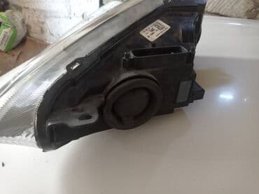 Sağ, Yaxın və uzaq vuran işıqlar Ford, 2017 il, Orijinal, ABŞ, Yeni lalafo.az -da Sağ, Yaxın və uzaq vuran işıqlar Ford, 2017 il, Orijinal, ABŞ, Yeni