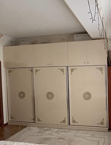 3 qapılı, Bej, Kupe, Düz dolab lalafo.az -da 3 qapılı, Bej, Kupe, Düz dolab