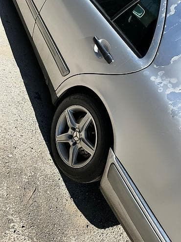 Mercedes-Benz E 320: 3.2 л | 1996 г. Седан at lalafo.az Mercedes-Benz E 320: 3.2 л | 1996 г. Седан