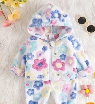 Sərin havalar üçün ideal dest, cox rahat və şirin rəngli paltardi🌸🛍️ lalafo.az -da Sərin havalar üçün ideal dest, cox rahat və şirin rəngli paltardi🌸🛍️