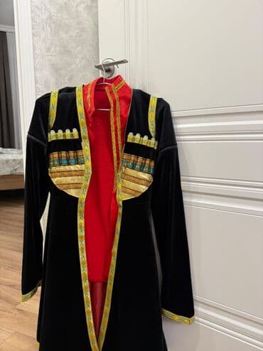 Kisi milli geyimi, cox az istifade olunub(tədbirdən tedbire), cox lalafo.az -da Kisi milli geyimi, cox az istifade olunub(tədbirdən tedbire), cox