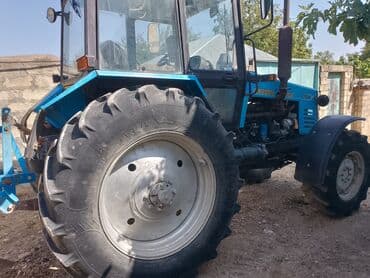 Belarus 1221.2 təkərli traktor kotan üsdündə satılır ili 2013 son lalafo.az -da Belarus 1221.2 təkərli traktor kotan üsdündə satılır ili 2013 son