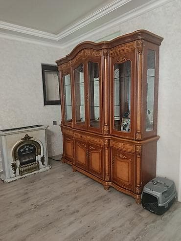 Şüşəli dolab vitrini lalafo.az -da Şüşəli dolab vitrini